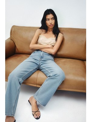 Markapia Kadın Yüksek Bel Mom Fit Buz Mavisi Jean Pantolon