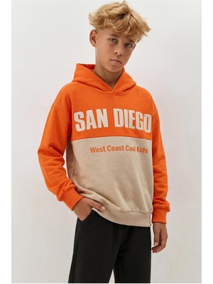 Perendi Erkek Çocuk Kapüşonlu Baskı Detaylı Parçalı Sweatshirt