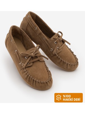 Marjin Kadın Oval Burun Hakiki Deri Bağcıklı Makosen Büzgülü Loafer Günlük Ayakkabı Rudez Camel Süet