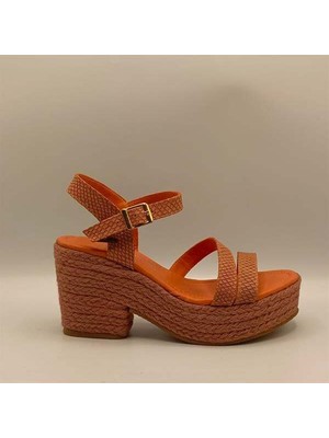 Ametist Lonna Narçiçeği Deri Dolgu Topuk Kadın Sandalet