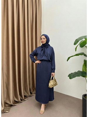 Foremia Yaka Detay Etekli Saten Takım-Lacivert -