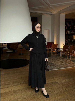 Foremia Omuz Pile Detay Etekli Takım-Siyah -