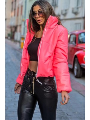 Modanı Seç Pembe Dik Yaka Kısa Deri Şişme Mont