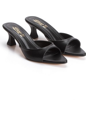 MFT Ayakkabı Kadın Siyah Sivri Burunlu Terlik