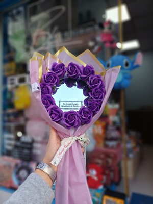 BLC Boutique Aynalı Gül Buketi – Sevgiliye Özel Romantik Hediye