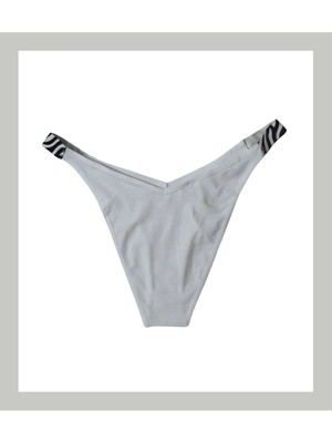 Zarvia %95 Pamuk Rahat Esnek Siyah Çizgi Detaylı Düz Beyaz Tanga