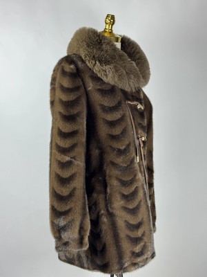 İTHAL Italıan Kahve Renk Metal Aksesuarlı Kürk