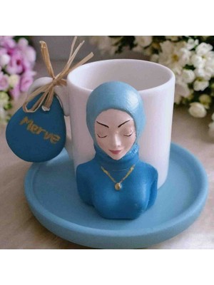 Yıldız İskandinav 🌙 2026 Ramazan Koleksiyonu | Isme Özel Tesettürlü Kadın Figürlü Porselen Fincan Seti – Anneler Günü & Özel Gün Hediyesi