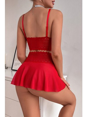 Akman Kadın Kırmızı Dantel ve Tül Detaylı Etekli Şık Gecelik Takımı