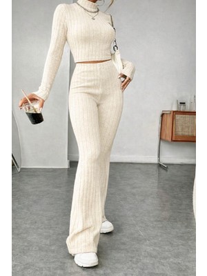 Akman Kadın Ekru Çizgili Boğazlı Crop Top ve Yüksek Bel Eşofman Takımı Spor Şık Kombin