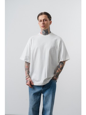 Respire Erkek Spiral Nakış Detaylı Oversize T-Shirt Ekru