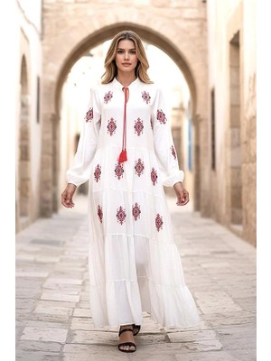 Modanı Seç Beyaz Önü ve Kolları Otantik Nakışlı Eteği Kat Kat Uzun Elbise
