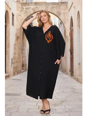 Modanı Seç Siyah V Yaka Göğsü Nota Nakışlı Cepli Oversize Uzun Gömlek Elbise