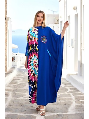Modanı Seç Saks Mavi Desen Garnili Göğsü Nakışlı Cepli Oversize Uzun Elbise
