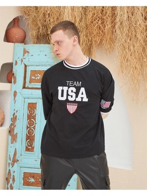 Nemere Nakış Işlemeli Ribanalı Oversize T-Shirt - Siyah