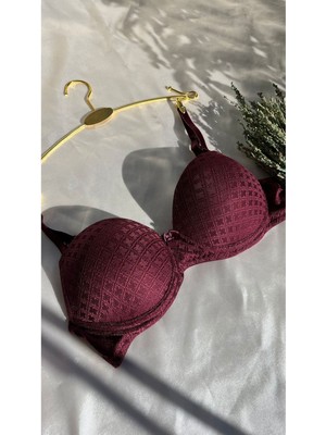 Nivene Jakar Desenli Dolgulu Yumuşak Sütyen