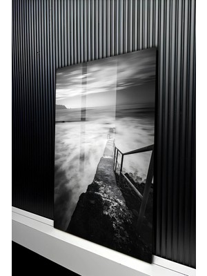 KutuTR Siyah Beyaz Dramatik Deniz ve Iskele Manzaralı Temperli Cam Tablo 50X70 cm 2d Uv Baskı - YCT485