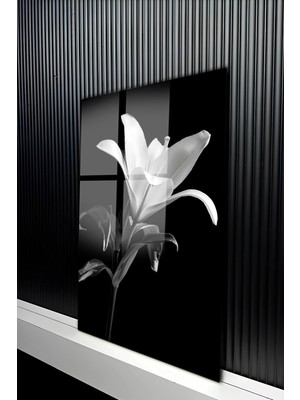 KutuTR Minimalist Lilyum Aranjmanı ve Vazo Temalı Temperli Cam Tablo 50X70 cm 2d Uv Baskı - YCT487