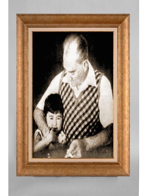 Giyense Altın Varaklı Çerçeveli Paspartulu Atatürk Tablo S5E629