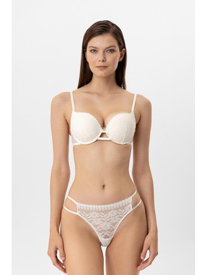 Pierre Cardin Lingerie 4882 Kadın Lyon Double Push Up Tangalı Dantelli Sütyen Takım