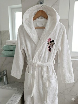 Bumefa Snoopy ve Minnie Mause Baskılı Kapüşonlu %100 Bukle Pamuklu Çocuk Bornoz