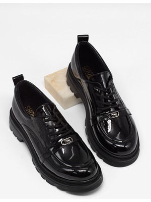 Tonny Black Kadın Siyah Rugan Rahat Kalıp Termo Taban  Bağcıklı Günlük Ayakkabı