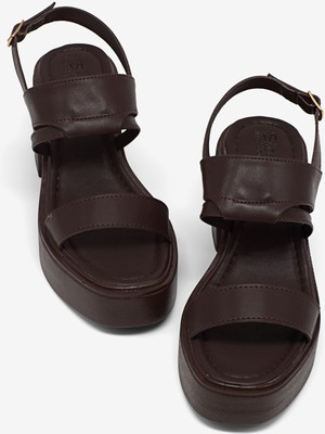 Tonny Black Kadın Kahve Rahat Kalıp Poli Taban Topuklu Sandalet