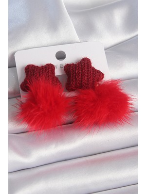 Kırmızı Renk Tüylü Yıldız Ponpon Model Kadın Küpe