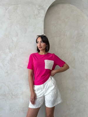 Cemo Kadın Cep Detaylı Dantel Aplikeli Basic T-Shirt