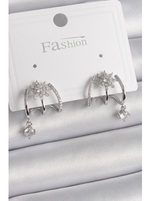 Pirinç Gümüş Renk Zirkon Taşlı Çiçek Figür Sallantı Detay Kadın Küpe