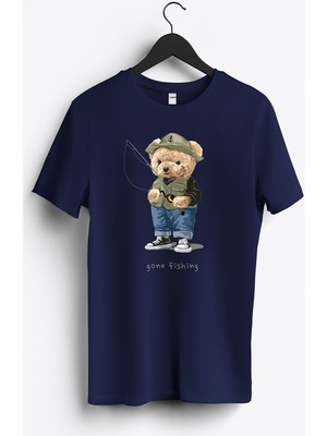 MGAX Balıkçı Balığa Giden Sevimli Ayı Baskılı Regular Sıfır Yaka %100 Pamuk Unisex Penye T-Shirt
