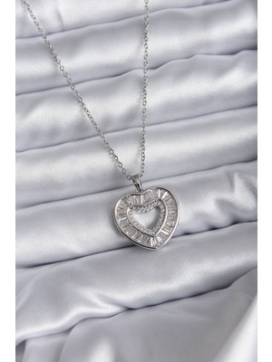 316L Çelik Zincir Gümüş Renk Baget Zirkon Taşlı Kadın Kolye