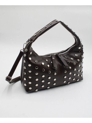 Nevalia Kahverengi Zımbalı Kadın Omuz Çantası – El ve Ayarlanabilir Askılı, Fermuarlı, Günlük Şık El Çantası