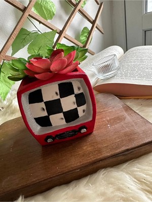 Dama Desenli Dekoratif Televizyon Saksı
