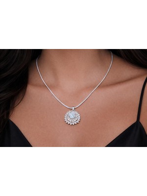 No Name Kristal Tektaş Baget Taşı Paslanmaz Zincir Kolye Yönünüzü Işıltıyla Bulun