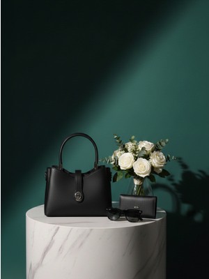 Vardis Fermuarlı ve Çıtçıtlı Üç Bölmeli Geniş Hacimli Kadın El ve Omuz Çantası