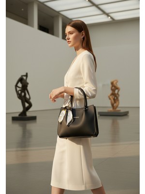 Vardis Fular Detaylı El ve Uzun Askılı Kadın Çantası