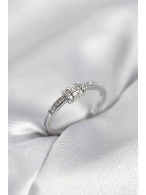 Erbilden Erb Zirkon Taşlı Gümüş Renk Pirinç Kadın Yüzük