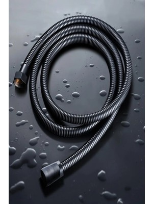 Özgürce Şık Siyah Örgülü Duş Hortumu, Dayanıklı ve Esnek Tasarım