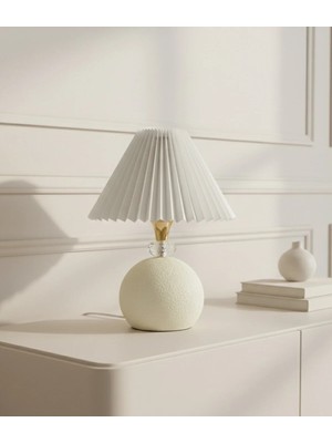 Decodelight Açık Krem Kristal Taşlı Küre Metal Ayaklı 22 cm Beyaz Pileli Şapkalı Modern Mini Abajur Masa Lamba