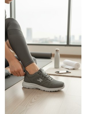 Enoch Kadın Su Itici Özellikli Panel Detaylı Spor Ayakkabı