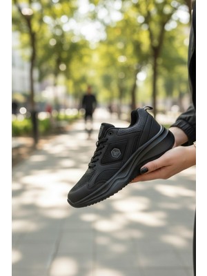 Enoch Kadın File Panelli ve Dalga Tabanlı Spor Ayakkabı