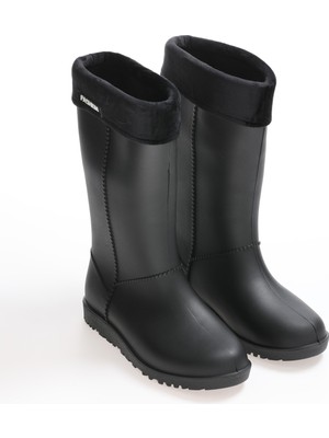 Gezer Kadın Kışlık Çizme PVC Malzeme ile Günlük Kullanım İçin Şık Tasarım