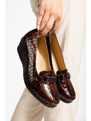 Akgün Terlik Kadın Hakiki Deri Kahve Kroko Rugan Ayakkabı