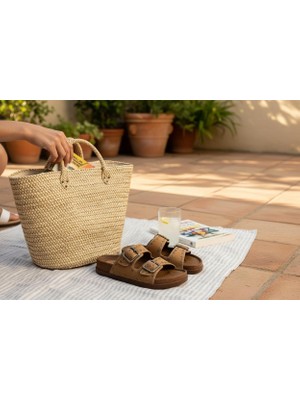 İnallar Ayakkabı Kadın Çift Tokalı Zımba Görselli Şık Terlik