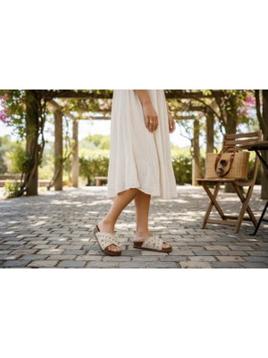 İnallar Ayakkabı Kadın Çapraz Zımba Görselli Şık Terlik