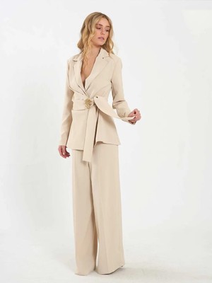 Lefon Kadın Drapeli Tokalı Fit Ceket 131047