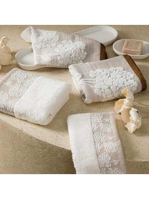 Nacario Carmen Yüz Havlusu 50X80