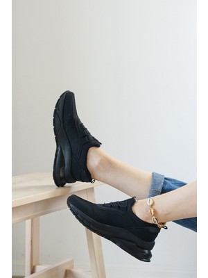 Letao Kadın Ortapedik Spor Ayakkabı Siyah Yüksek Platform Taban ile Rahat Kullanım