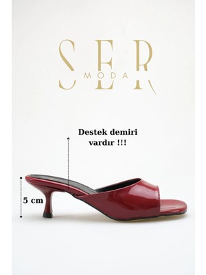 Sermoda Topuklu Kadın Terlik - 5 cm Ince Topuklu Küt Burun Kadın Terlik Bordo Rugan